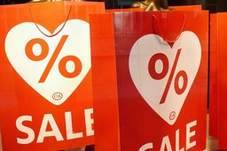 food-delivery-platforms-deliveroo-foodpanda-offer-special-deals-sales